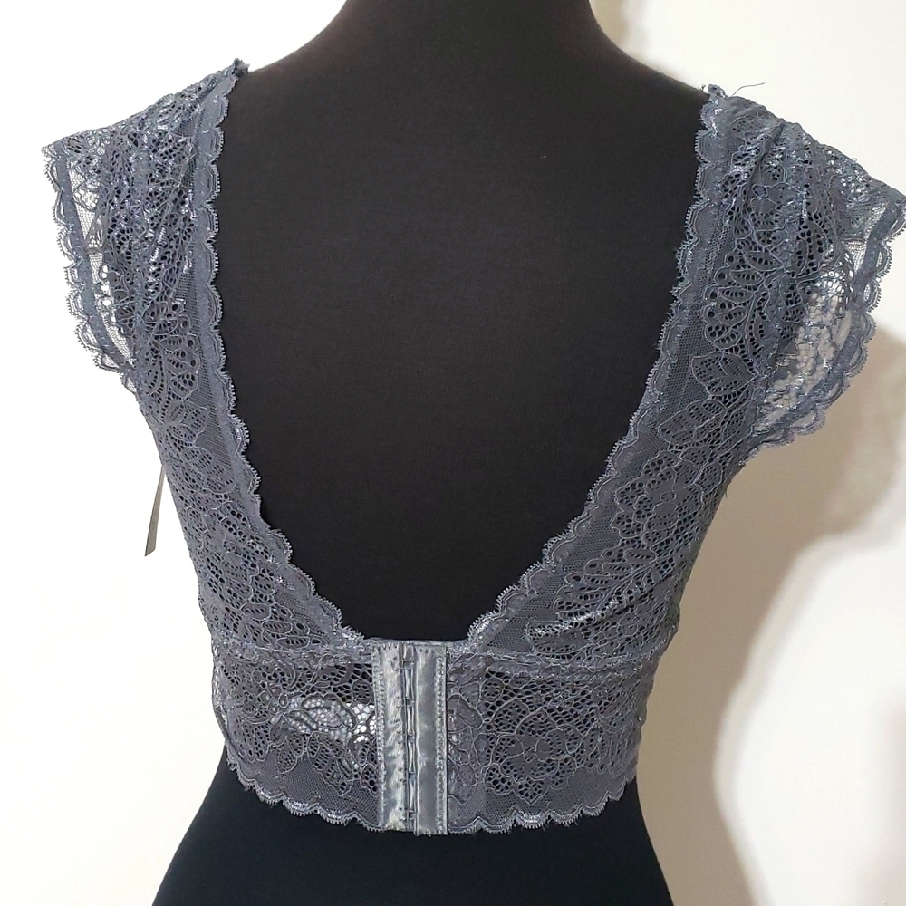 Sophie b. Grey lace bralette - Picture 3 of 11